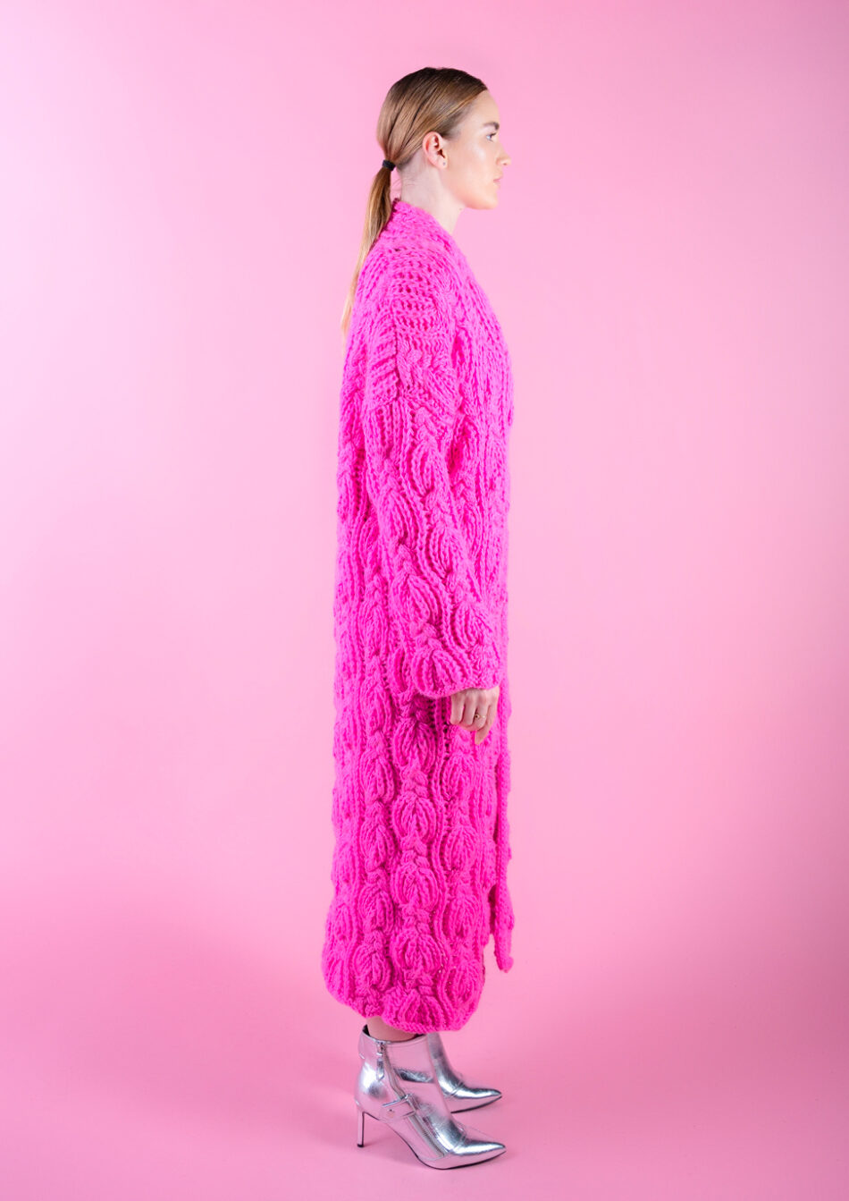 Amore Wool Cardigan – Hot Pink-2022-right view