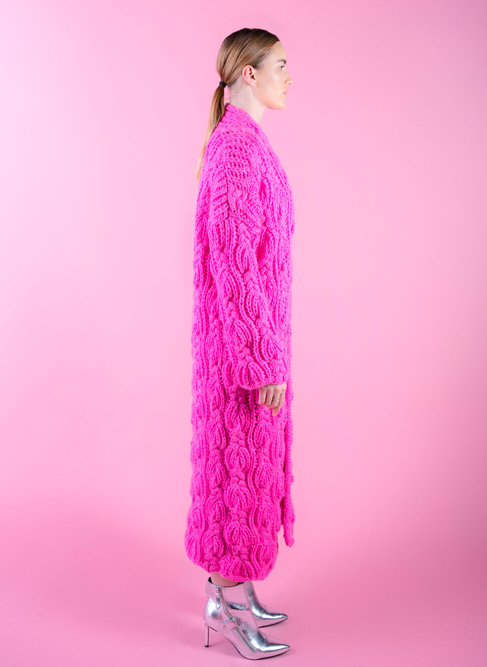 Amore Wool Cardigan - Hot Pink-2022-right view